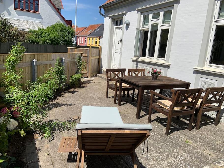 Skont Feriehus Midt I Marstal.别墅 外观 照片