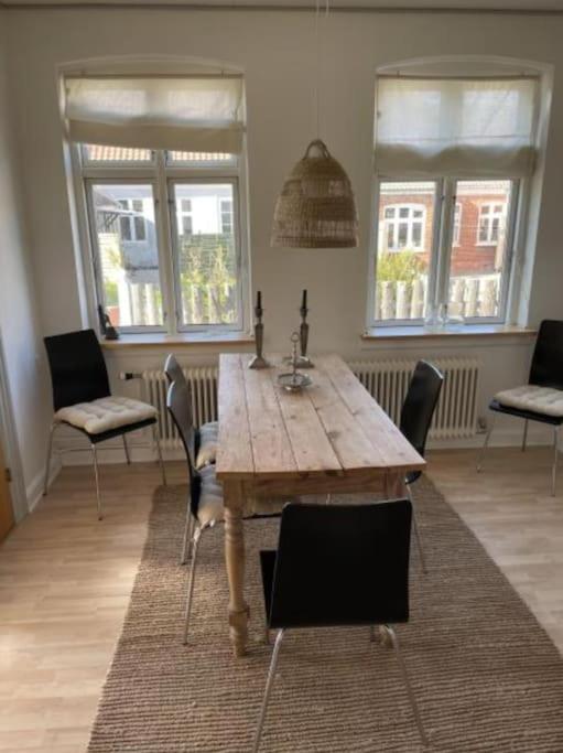 Skont Feriehus Midt I Marstal.别墅 外观 照片